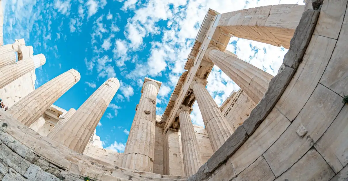Pourquoi visiter l'Acropole d'Athènes est-il essentiel ?