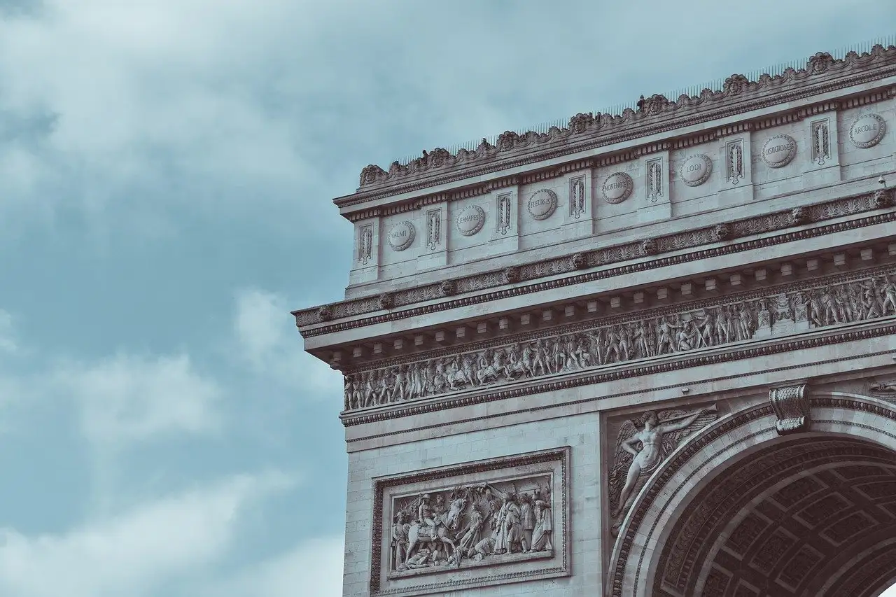 Quel rôle a joué Constantin le Grand dans l'histoire ?