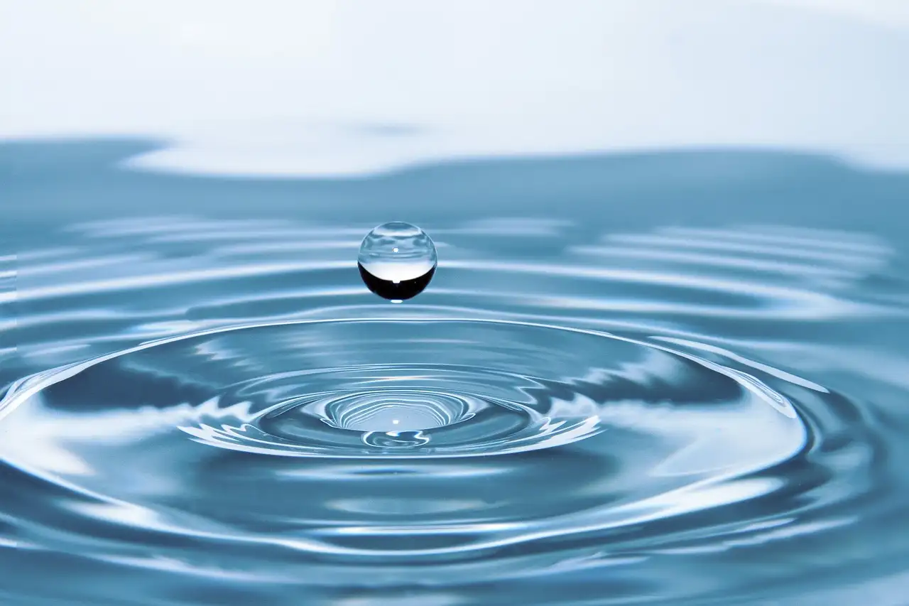 Comment utiliser l'eau froide pour enlever les taches de sang ?