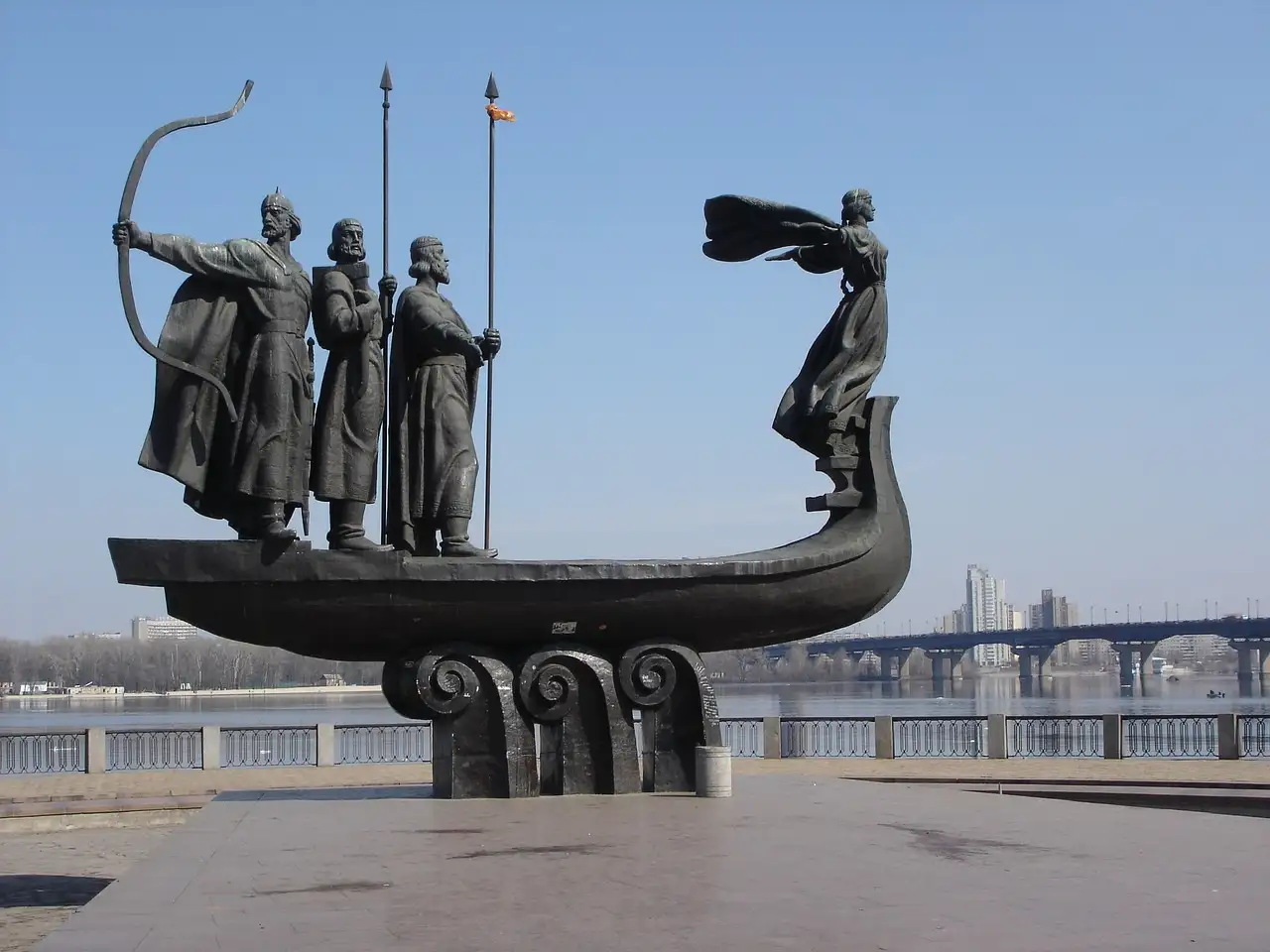 Oleg de Novgorod : Qui était-il et quel impact à Kiev ?