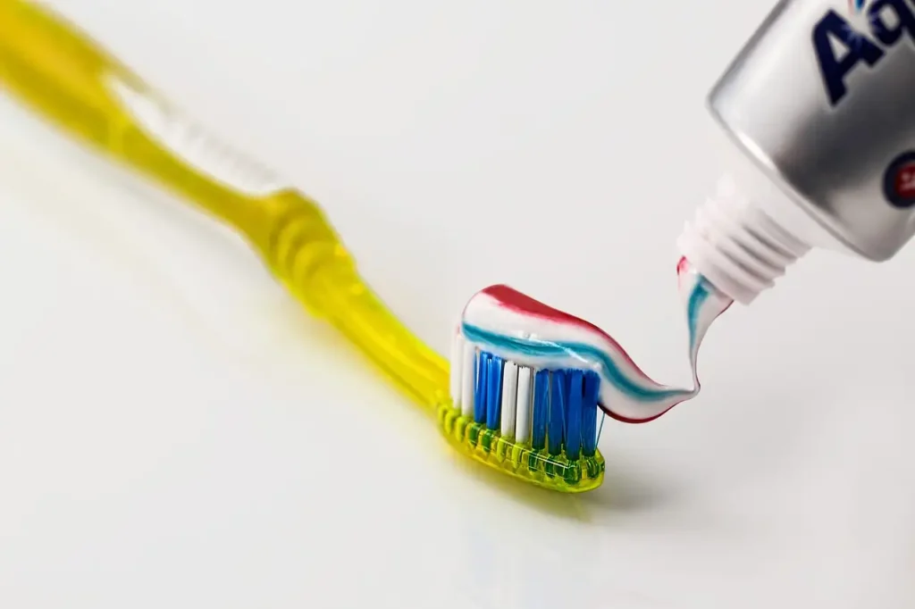 Comment enlever les taches sur semelles blanches avec du dentifrice ?