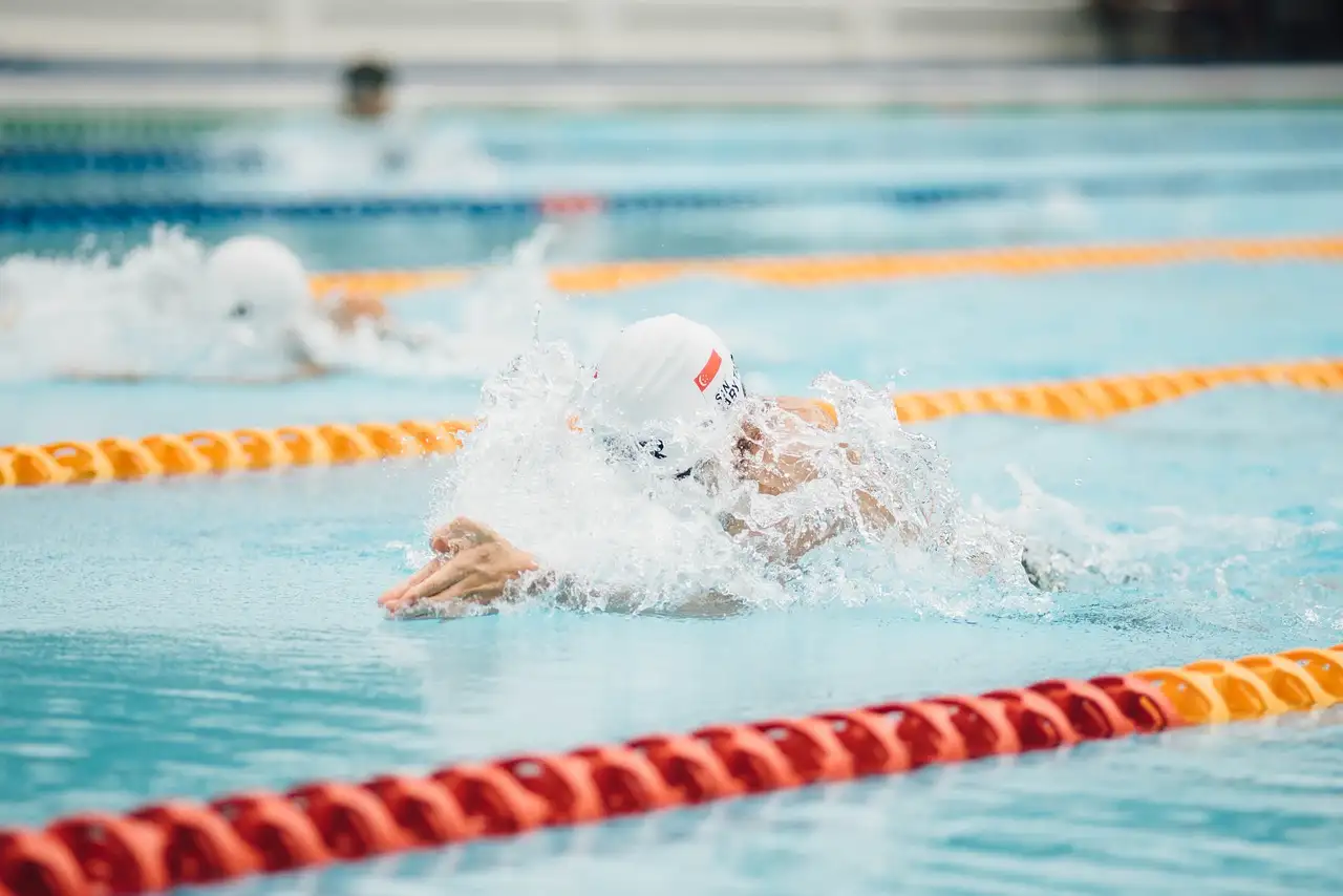 Quelle est l'histoire fascinante de la natation olympique ?