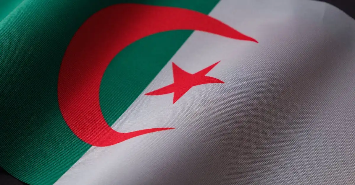 Quelle colonie française en Afrique du Nord a eu son indépendance en 1962 ?