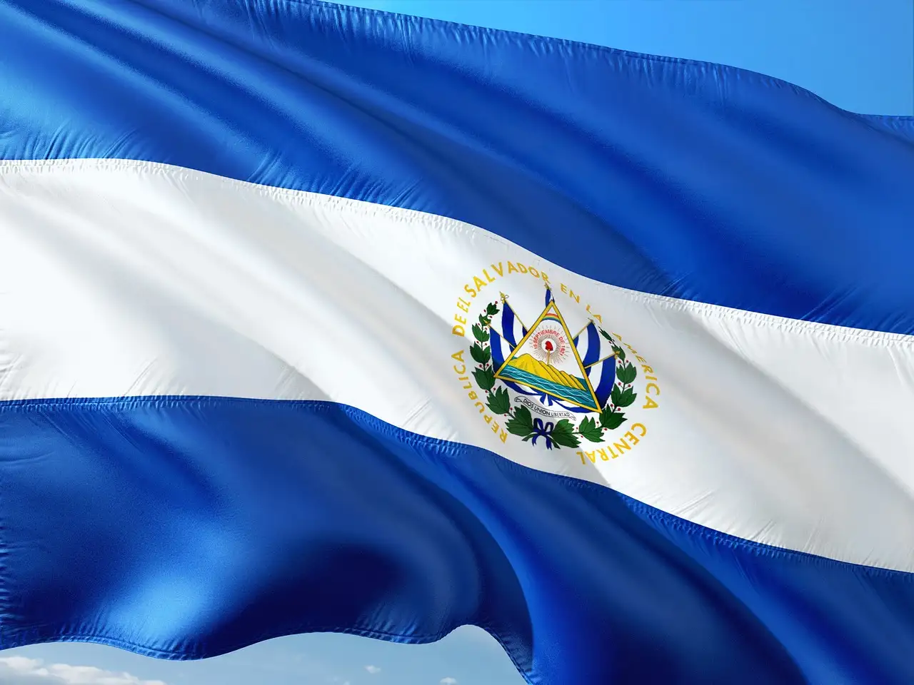 Quelle est l'histoire succincte du Salvador en quelques lignes ?