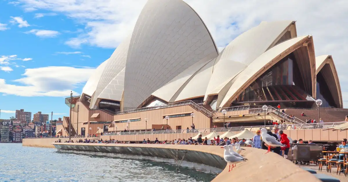 Qui a conçu l'Opéra de Sydney ? Découvrez le designer !