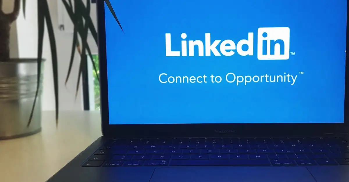Quel impact LinkedIn a-t-il eu sur les réseaux pro en 2003 ?