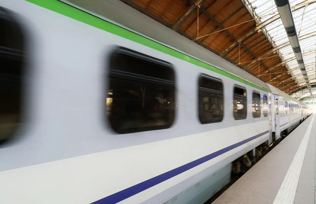 Comment les données ferroviaires optimisent-elles le transport ?