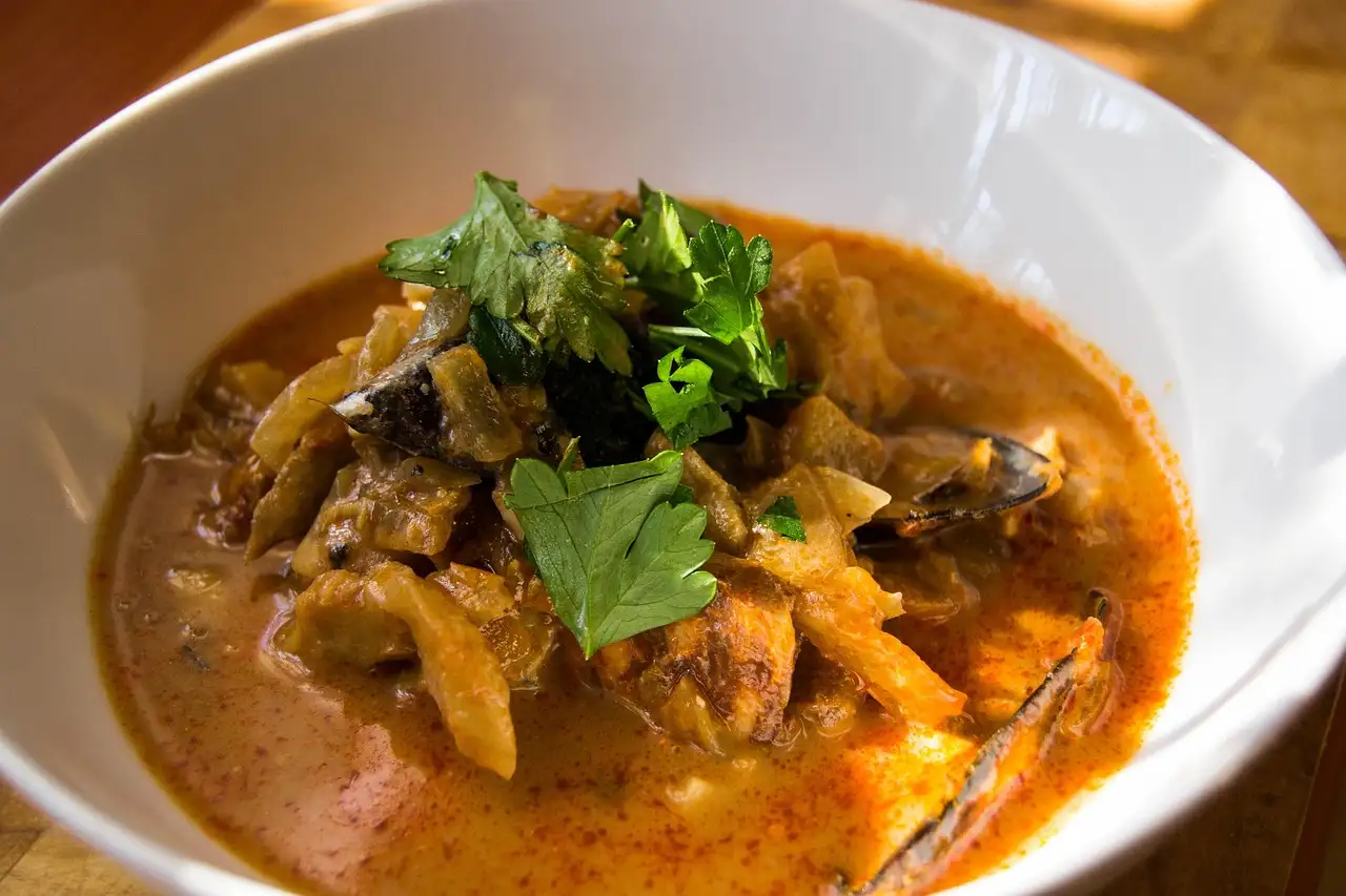 Quel vin se marie le mieux avec la bouillabaisse ?