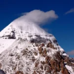 Où se trouve la sainte montagne Kailash ? Découvrez-le ici !